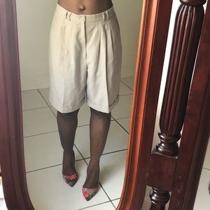 💫Khaki Bermuda Shorts